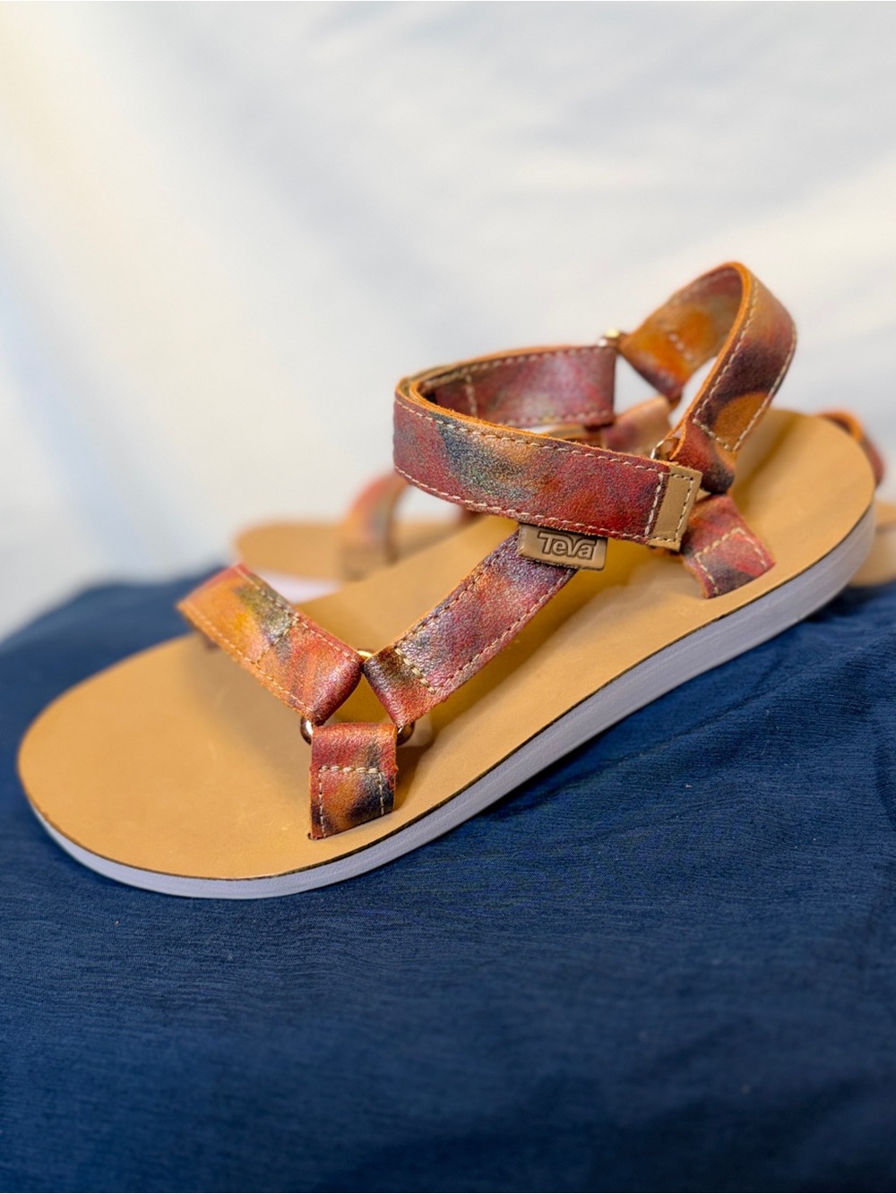 TEVA X JHENE AIKO Women’s Original Tie-Dye Cloud Pink Universal Sandals; SIZE 8